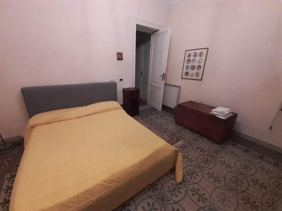 La Casa Di Rosa Lägenhet Messina Exteriör bild