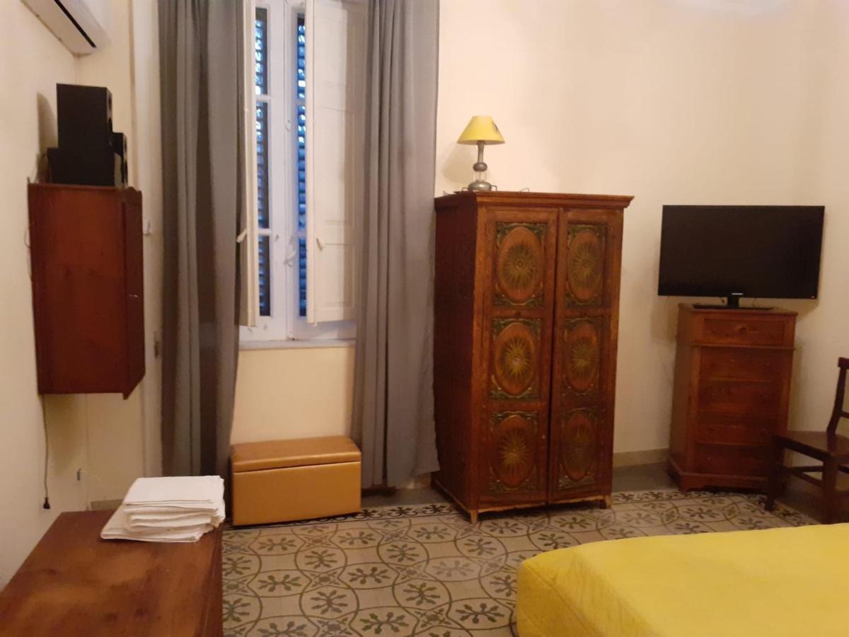 La Casa Di Rosa Lägenhet Messina Exteriör bild